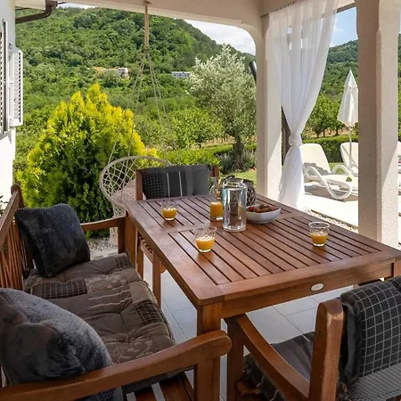 Casa Veranda بيت للعطل Kaldir